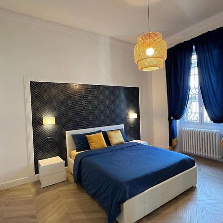 Isola Suites Милано Екстериор снимка