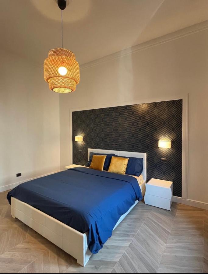 Isola Suites Милано Екстериор снимка