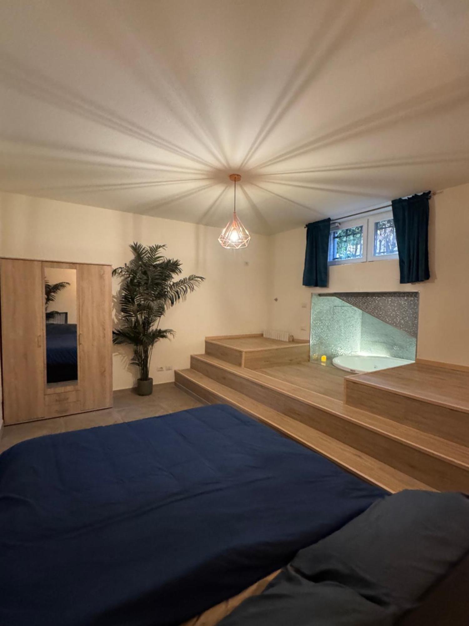 Isola Suites Милано Екстериор снимка