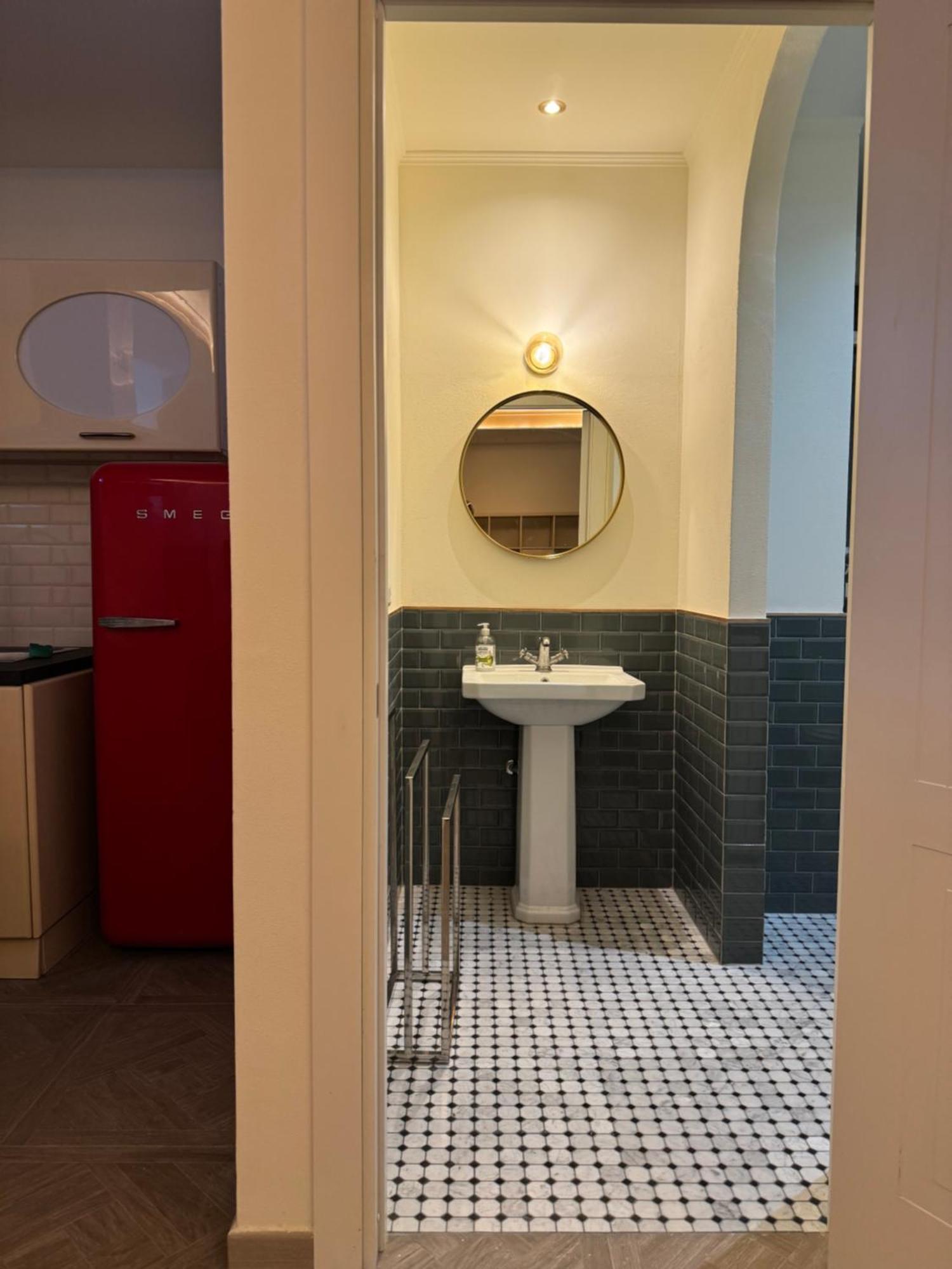 Isola Suites Милано Стая снимка